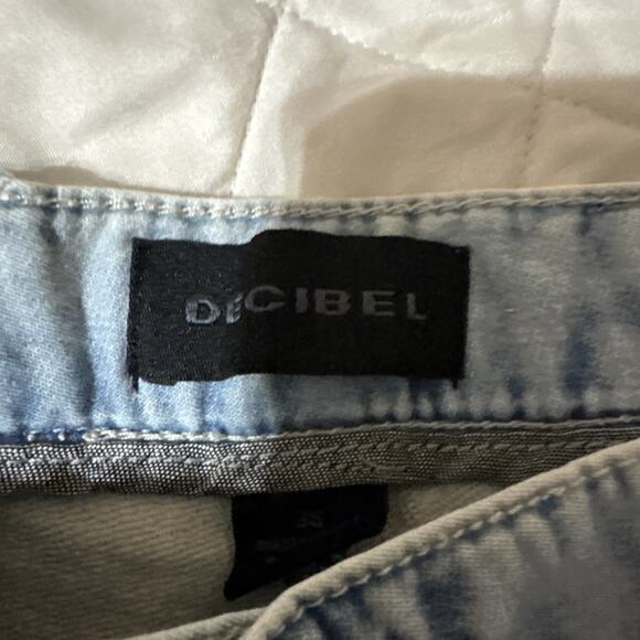 Decibel Men's Cargo Shorts Size 36 - Picture 2 of 4